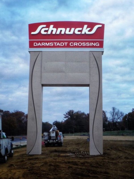 Schunucks Sign
